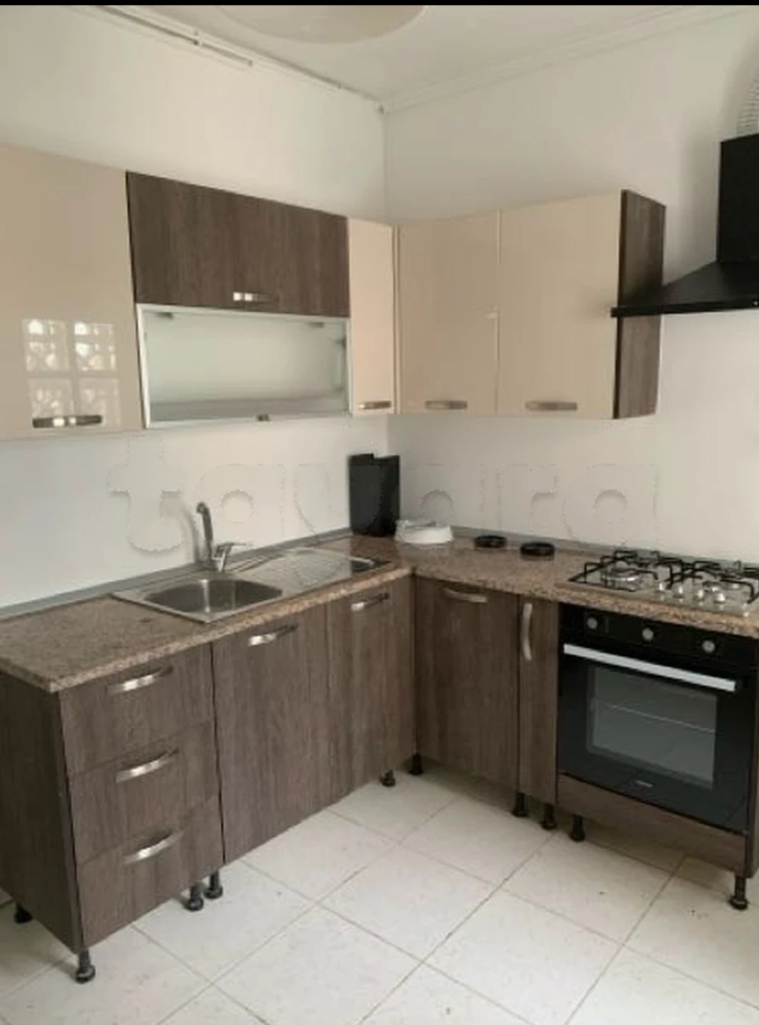 Ariana Ville&nbsp;El Menzah 7&nbsp;Location&nbsp;Appart. 4 pi�ces&nbsp;S plus 3 r�nov� a el manzah 7 wb