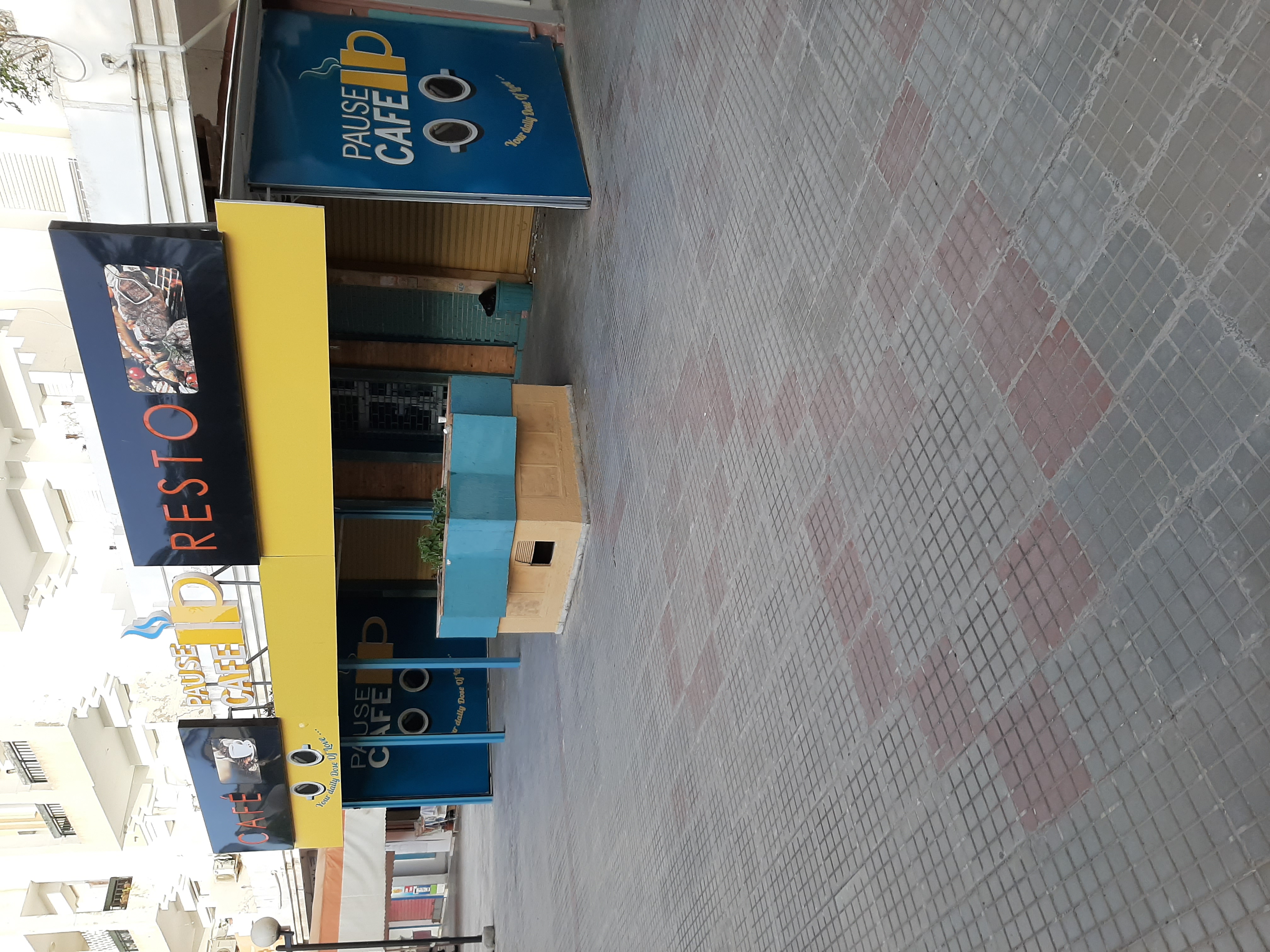 Cite El Khadra&nbsp;Cite Oplympique&nbsp;Vente&nbsp;Surfaces&nbsp;Fond de commerce cafe et resto