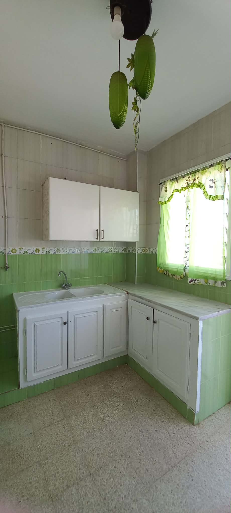 Cite El Khadra&nbsp;Cite Oplympique&nbsp;Vente&nbsp;Appart. 3 pi�ces&nbsp;S2  au 3�me �tage spacieux et r�nov�