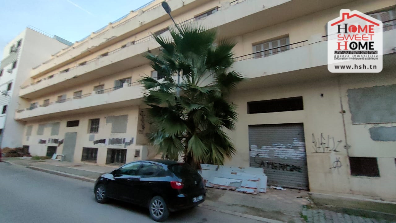 Bab Bhar&nbsp;Bab Bhar&nbsp;Vente&nbsp;Appart. 5 pi�ces+&nbsp;Immeuble itran � tunis