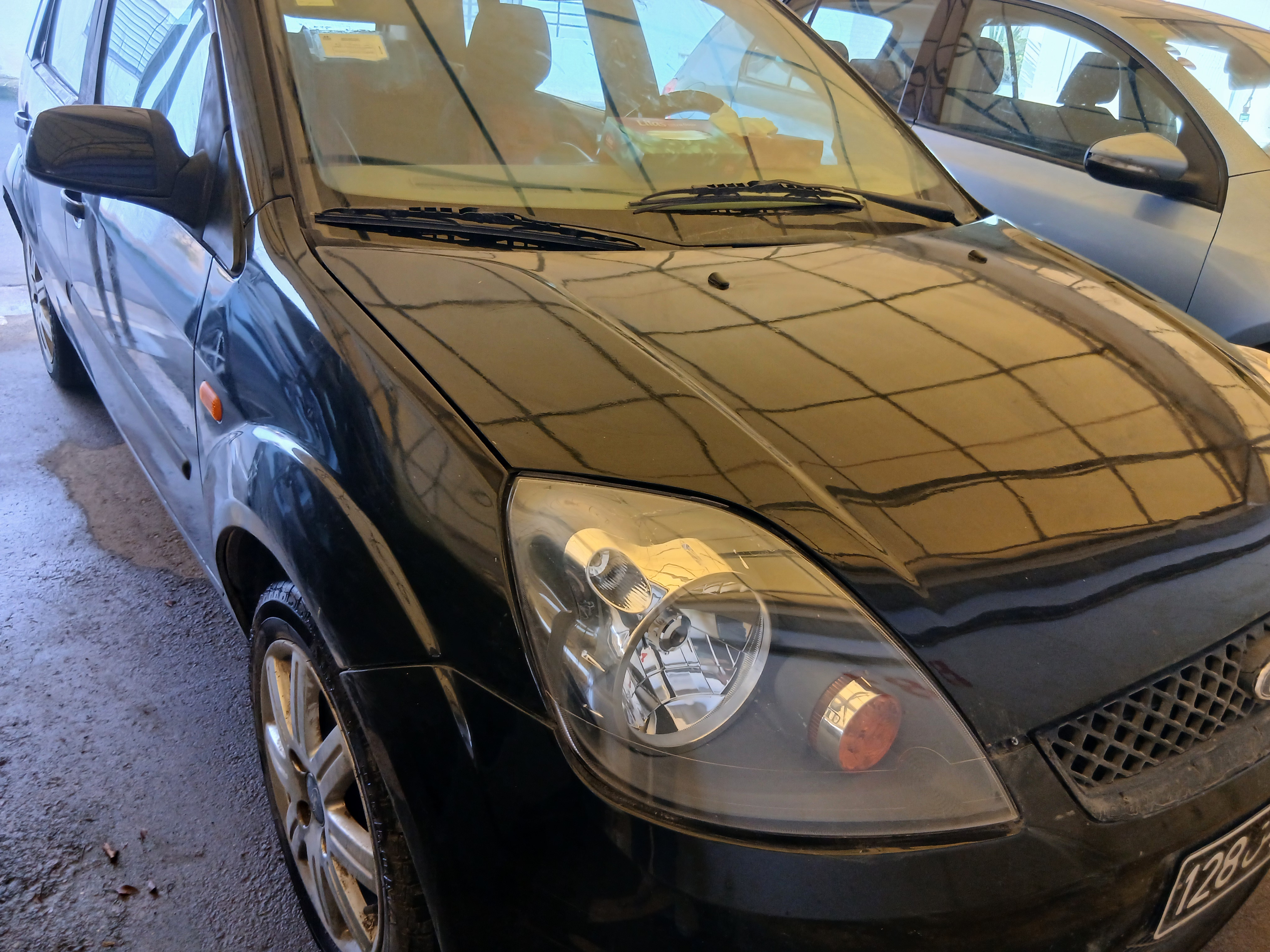 Ettahrir&nbsp;Cite Du Jardin&nbsp;Ford&nbsp;Fiesta&nbsp;Fiesta ghia en tr�s bon �tat