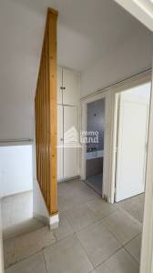 Ariana Ville El Menzah 6 Vente Appart. 1 pice Triplex s3 de 180m2 a les uv4 menzah 6