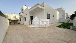 La Soukra&nbsp;Borj Louzir&nbsp;Vente&nbsp;Maisons&nbsp;Villa de 500m2 terrain et 210m2 bti