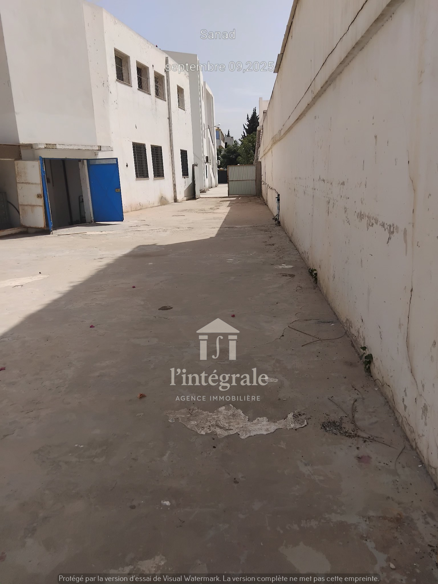 Cite El Khadra El Charguia Location Surfaces Usine et administration  charguia2