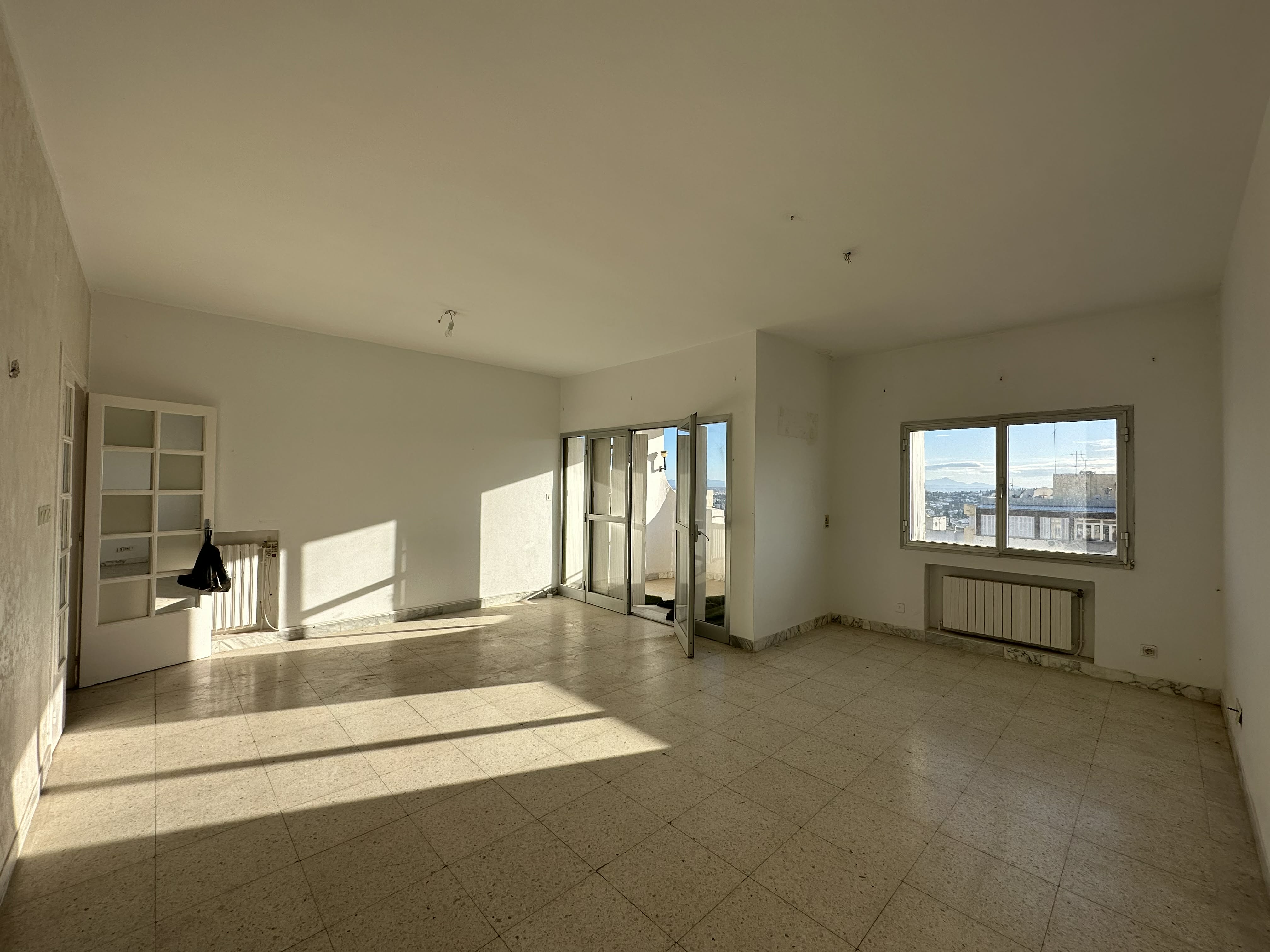 Ariana Ville&nbsp;El Menzah 6&nbsp;Vente&nbsp;Appart. 4 pi�ces&nbsp;Appart s3 � menzah 6 avec une vue panoramique