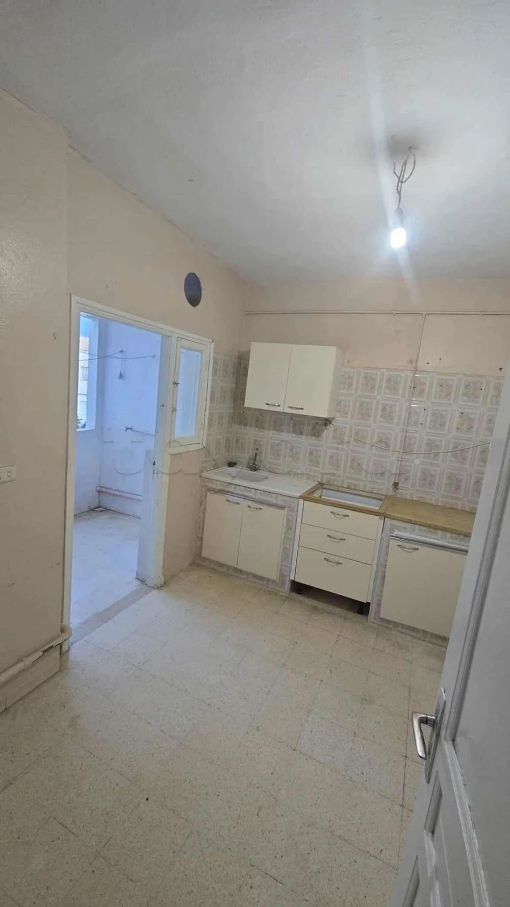 El Mourouj&nbsp;El Mourouj&nbsp;Vente&nbsp;Appart. 2 pi�ces&nbsp;Avender appartement  s plus 2 eme �tage