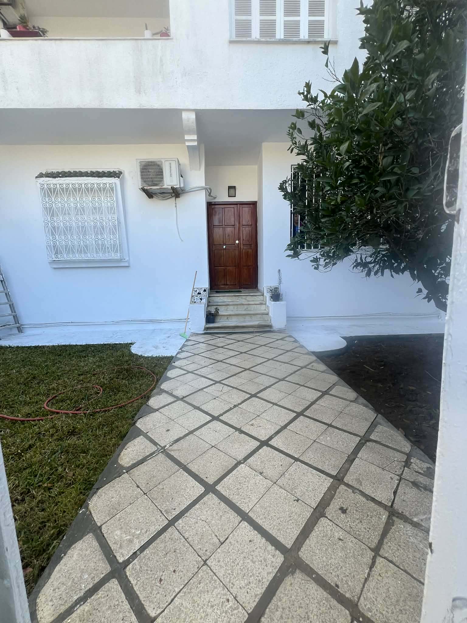 La Marsa Marsa Safsaf Location Appart. 4 pices Etage de villa  la marsa plage corniche