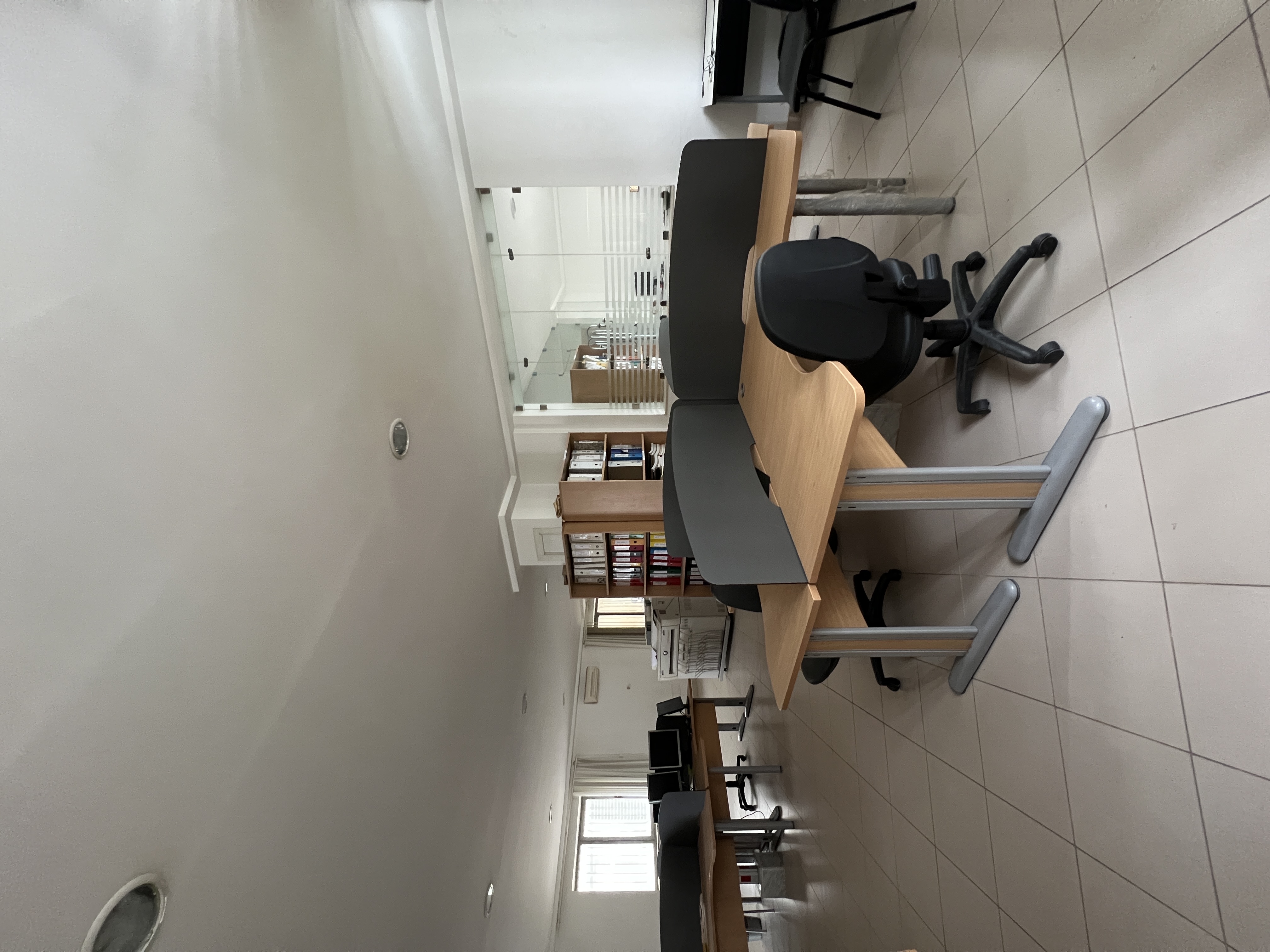 Cite El Khadra&nbsp;Zone urbaine nord&nbsp;Vente&nbsp;Surfaces&nbsp;Av bureau spacieux 300 m au centre urbain nord