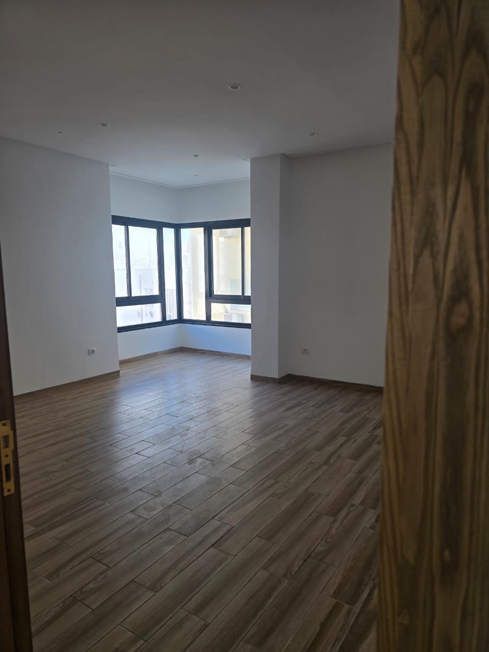 Sousse Jaouhara&nbsp;Sousse Khezama&nbsp;Vente&nbsp;Appart. 2 pi�ces&nbsp;Bureau a2 et a1 professionnel a khzema pres gp1