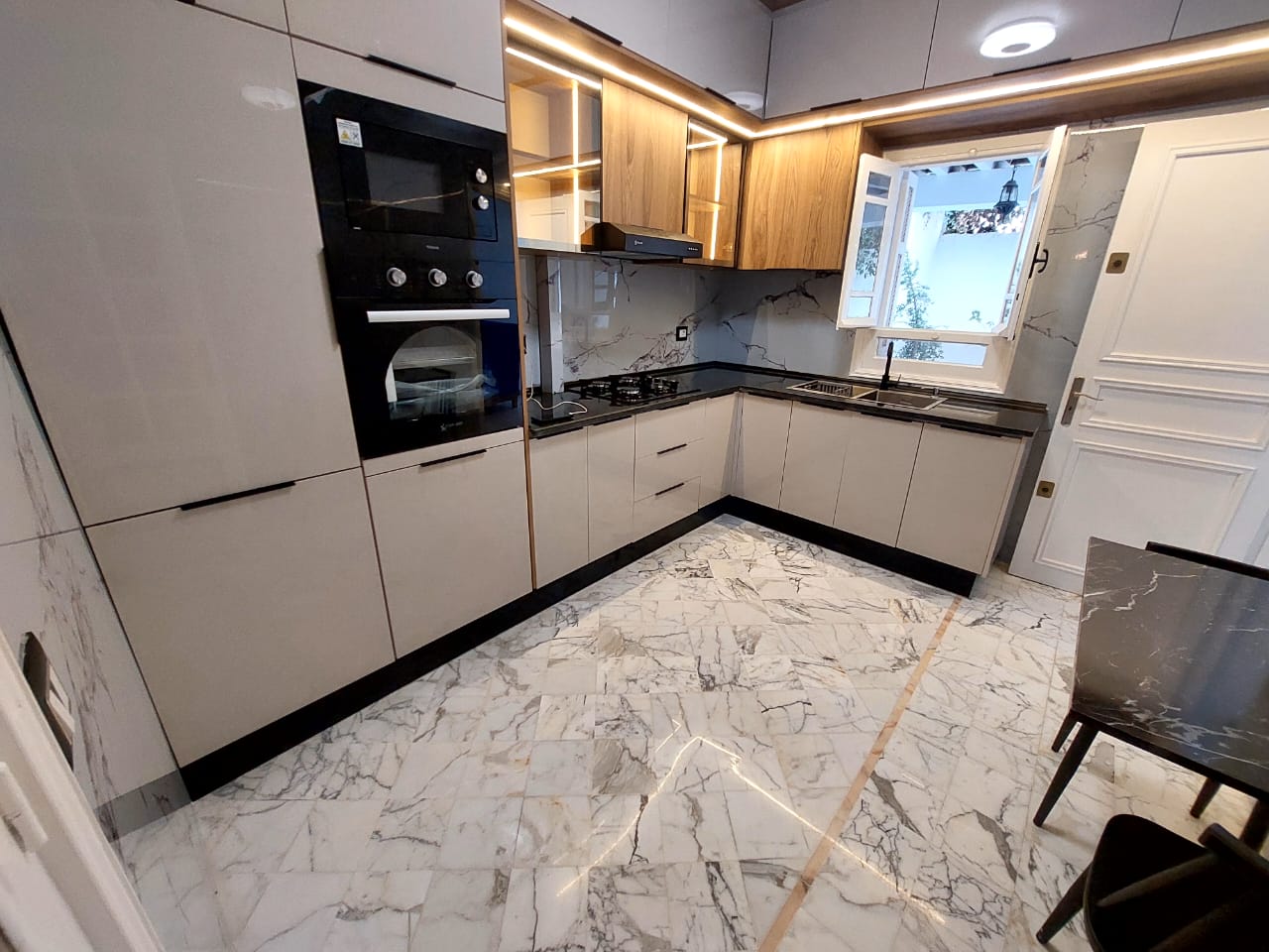 La Marsa&nbsp;Cite El Hana&nbsp;Vente&nbsp;Appart. 4 pi�ces&nbsp;S3 avec jardin � la marsa