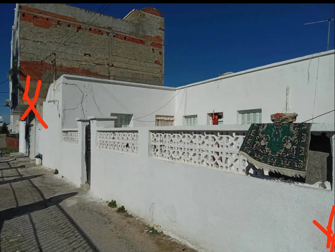 Kelibia&nbsp;Kelibia&nbsp;Vente&nbsp;Appart. 4 pi�ces&nbsp;Maison la plage kelibia 195m