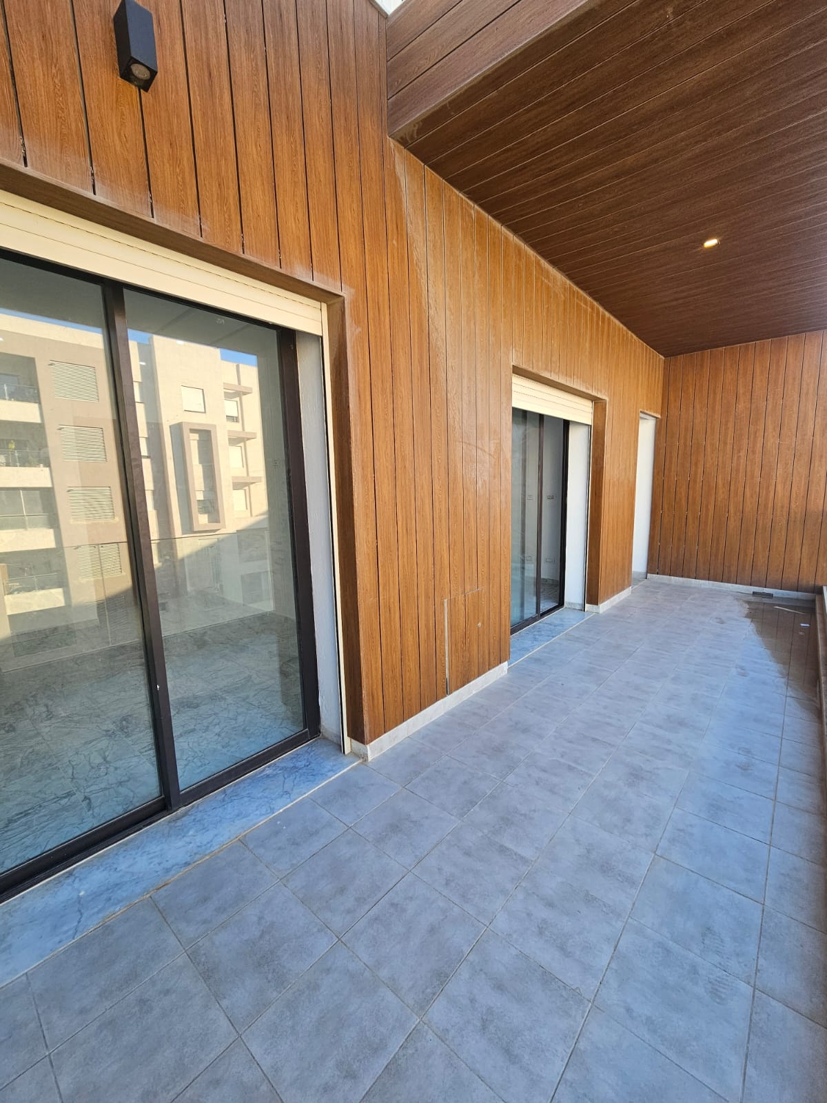 Ain Zaghouan&nbsp;Ain Zaghouan&nbsp;Vente&nbsp;Appart. 3 pi�ces&nbsp;S plus deux bien ensoleill� � la nouvelle soukra