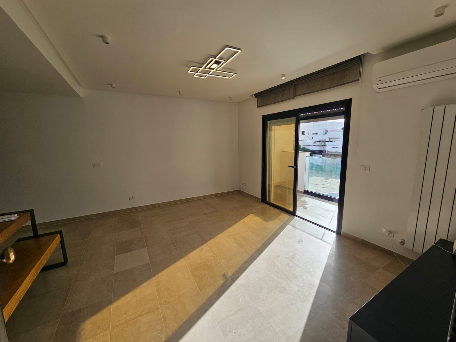 Ain Zaghouan&nbsp;Jardins de Carthage&nbsp;Location&nbsp;Appart. 3 pi�ces&nbsp;S plus deux bien ensoleill� jardins de l'aouina