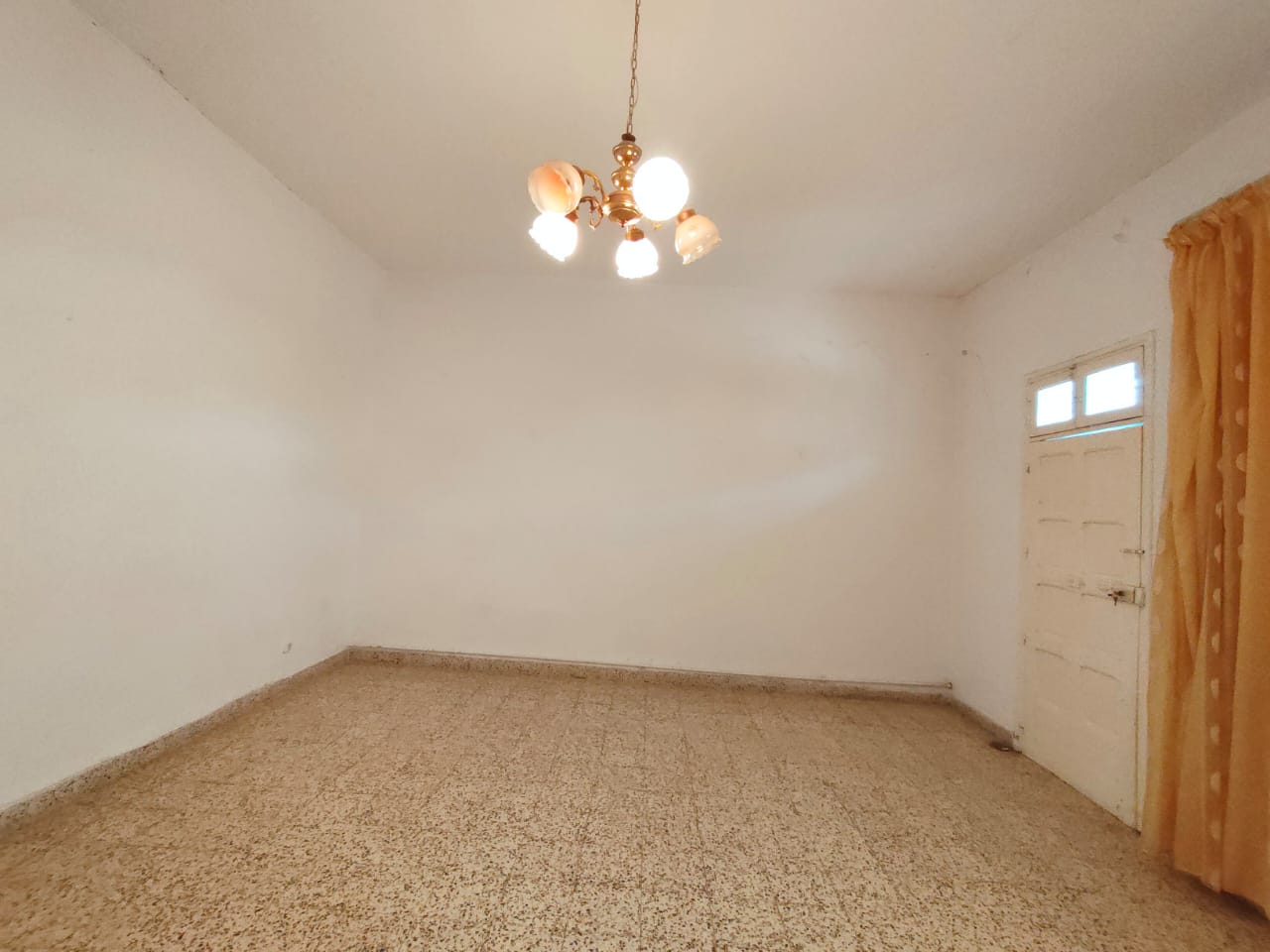 Makthar&nbsp;Makthar&nbsp;Vente&nbsp;Maisons&nbsp;Gps  villa spacieuse sur avenue � makthar