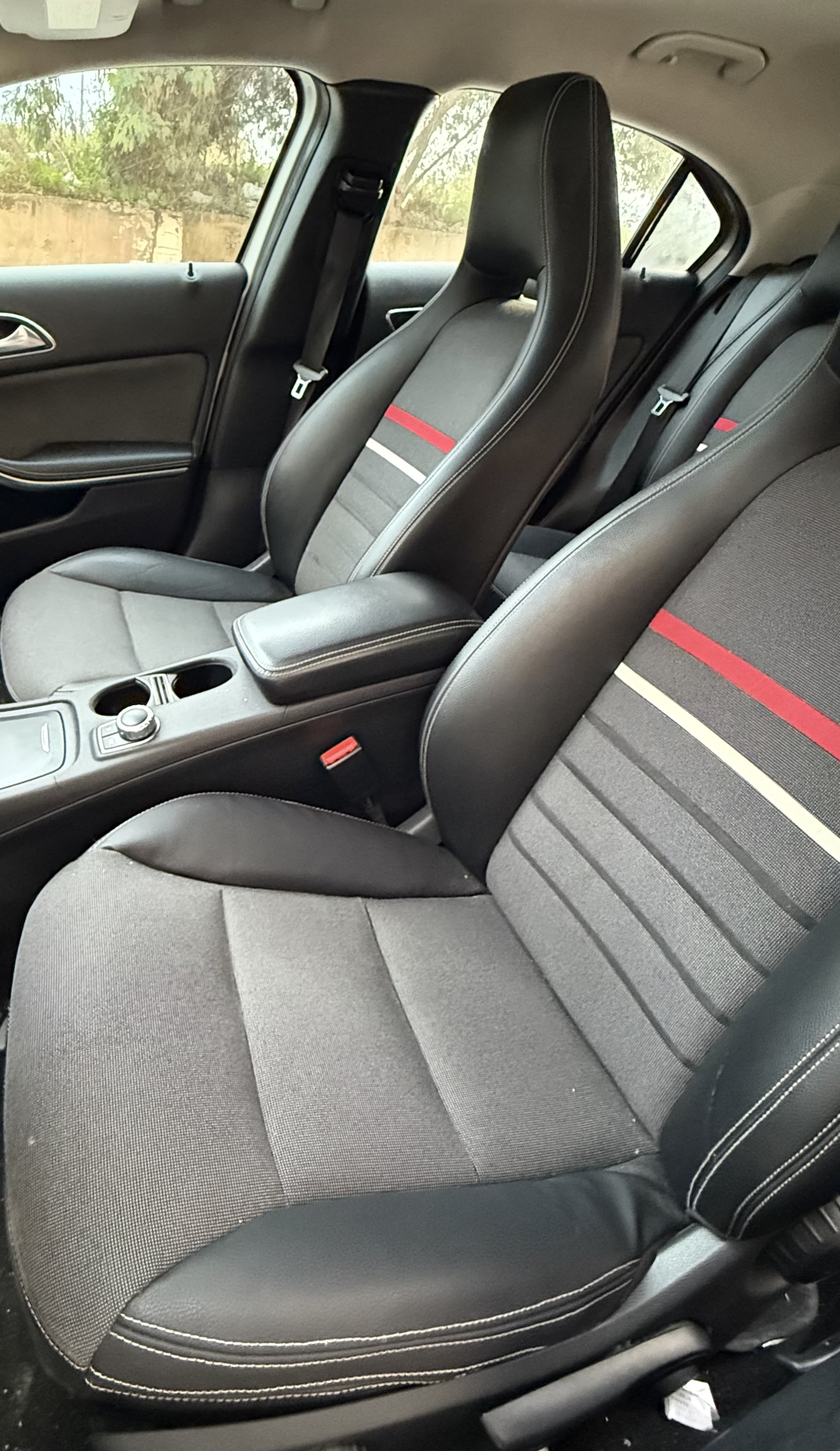 Ariana Ville&nbsp;Cite Ennasr 2&nbsp;Mercedes&nbsp;A&nbsp;Mercedes a180