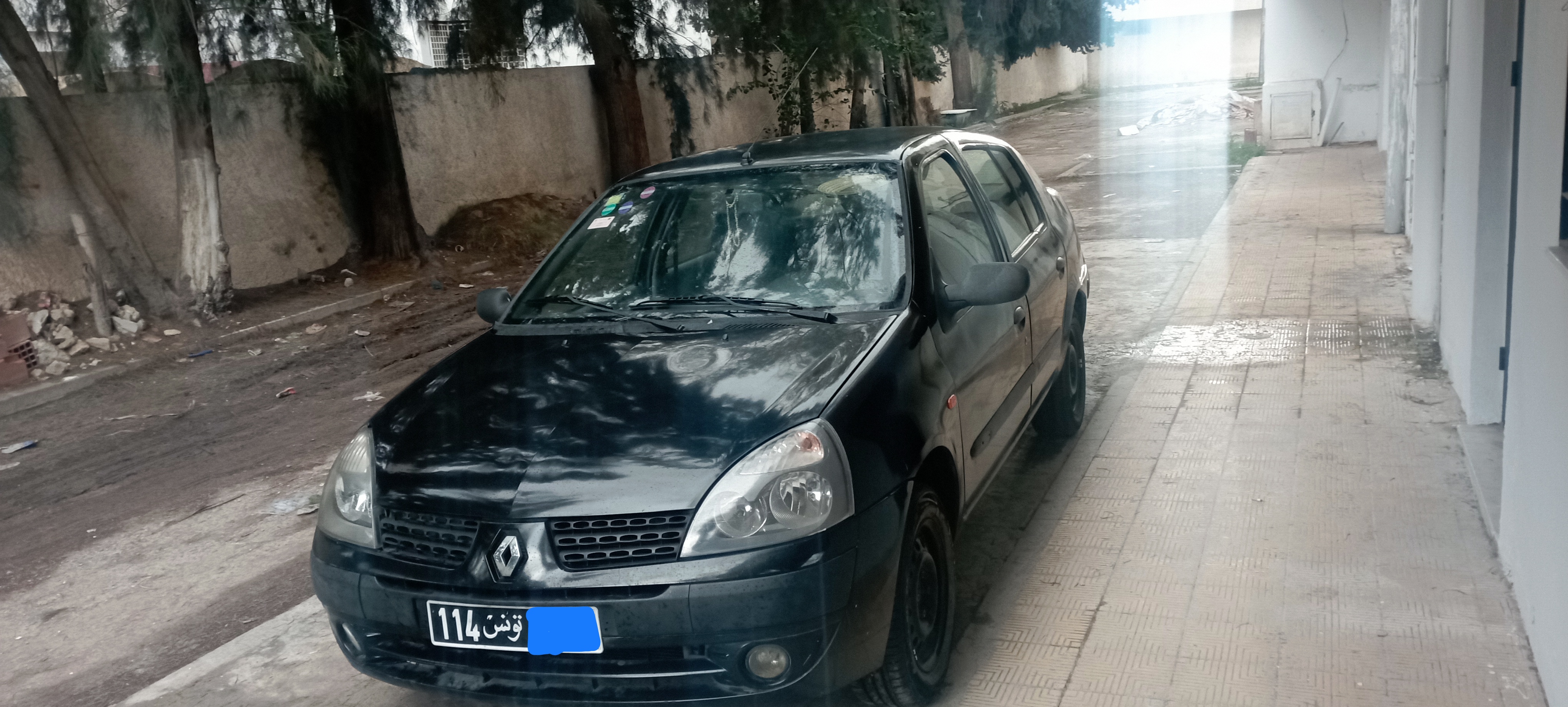 Nouvelle Medina&nbsp;Nouvelle Medina&nbsp;Renault&nbsp;Clio&nbsp;Clio classique tr�s propre d�part � l'�tranger