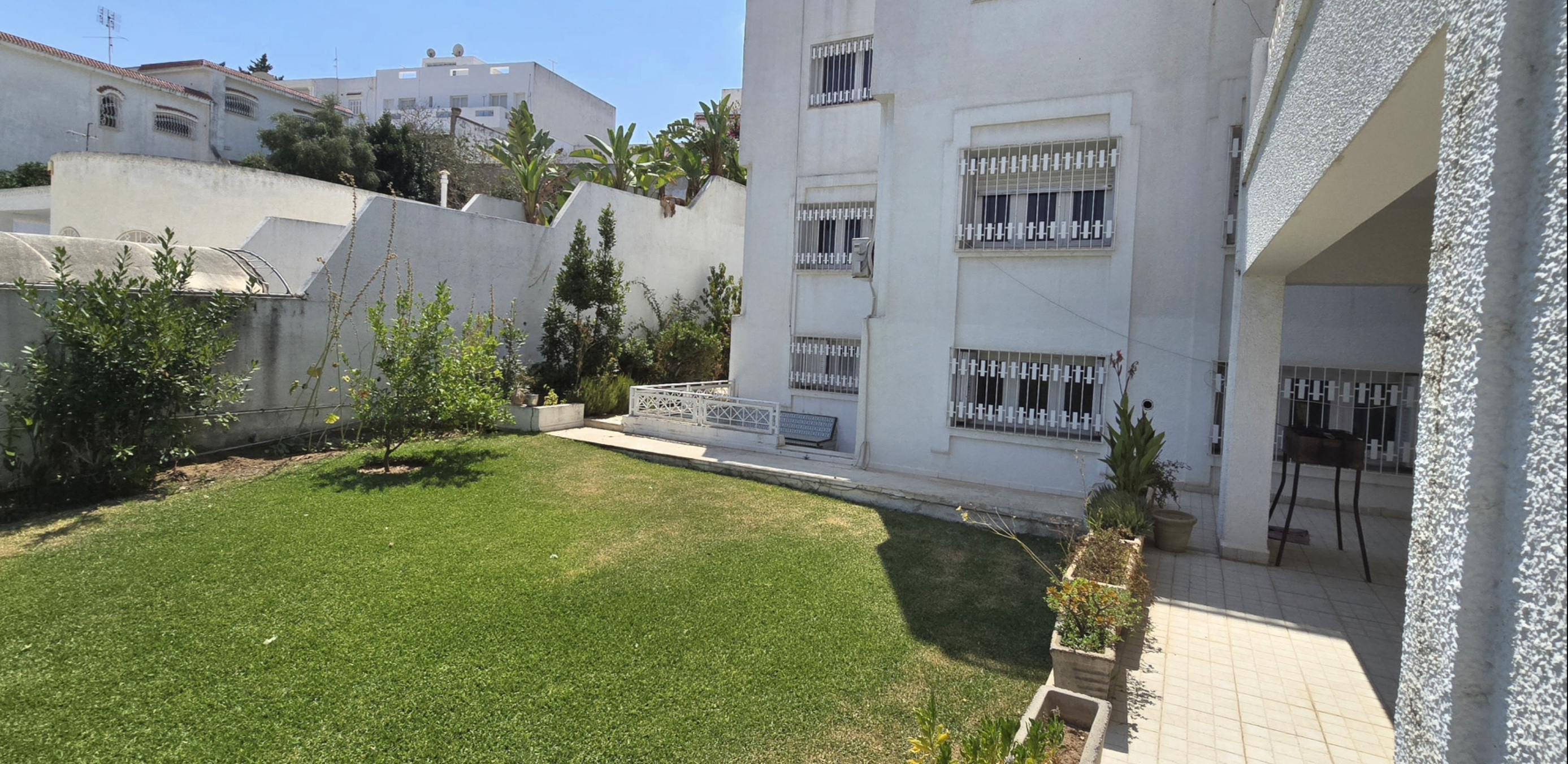 El Menzah&nbsp;El Menzah 9&nbsp;Vente&nbsp;Maisons&nbsp;Villa unique manzh 9