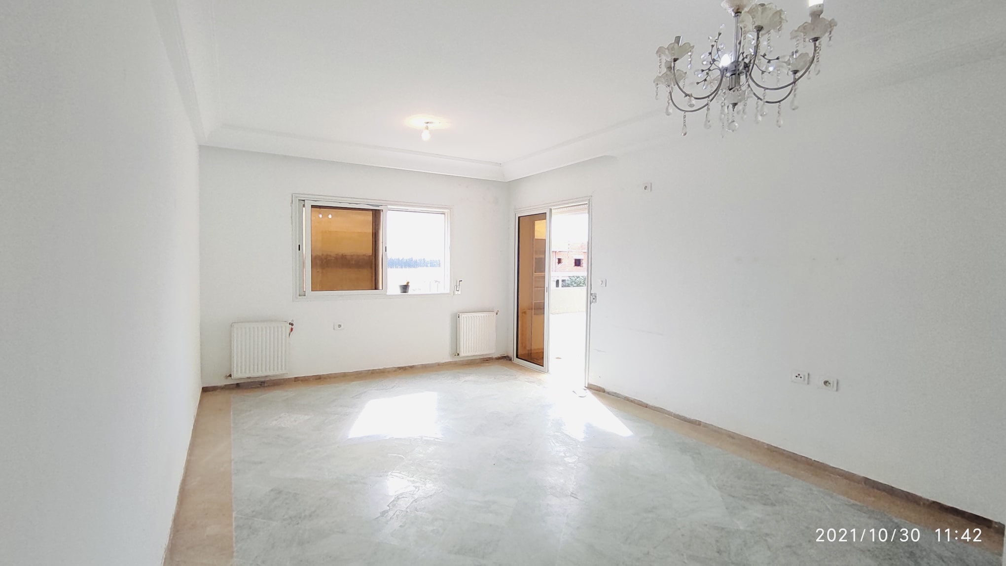 El Mourouj&nbsp;El Mourouj&nbsp;Vente&nbsp;Appart. 4 pi�ces&nbsp;Superbe appartement tr�s lumineux au mourouj 6