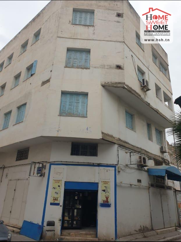 Bab Bhar&nbsp;Bab Bhar&nbsp;Vente&nbsp;Appart. 5 pi�ces+&nbsp;Immeuble silvana � bab el khadhra