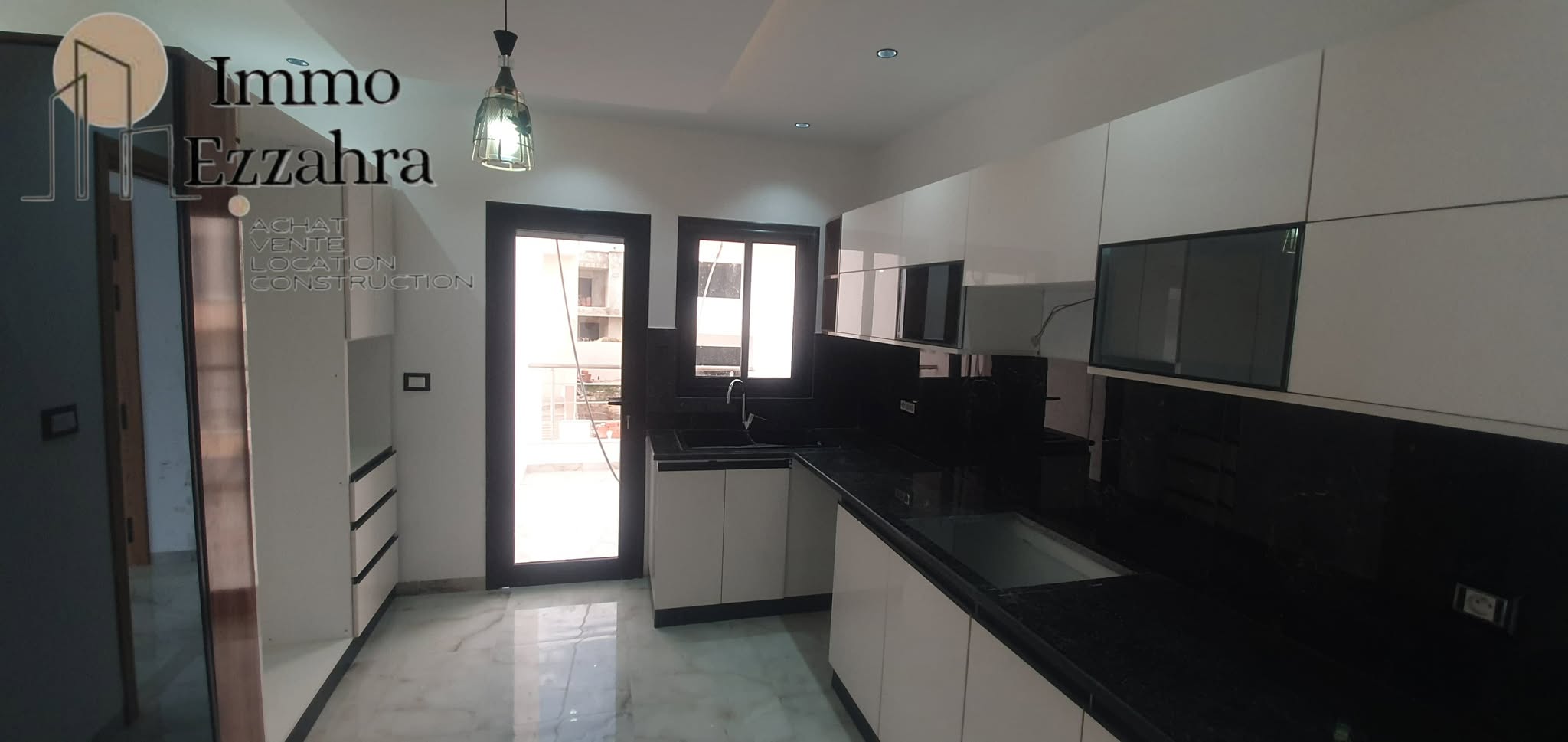 Hammam El Ghezaz&nbsp;Ezzahra&nbsp;Vente&nbsp;Appart. 2 pi�ces&nbsp;Des appartement avec ascenseur � ezzahra