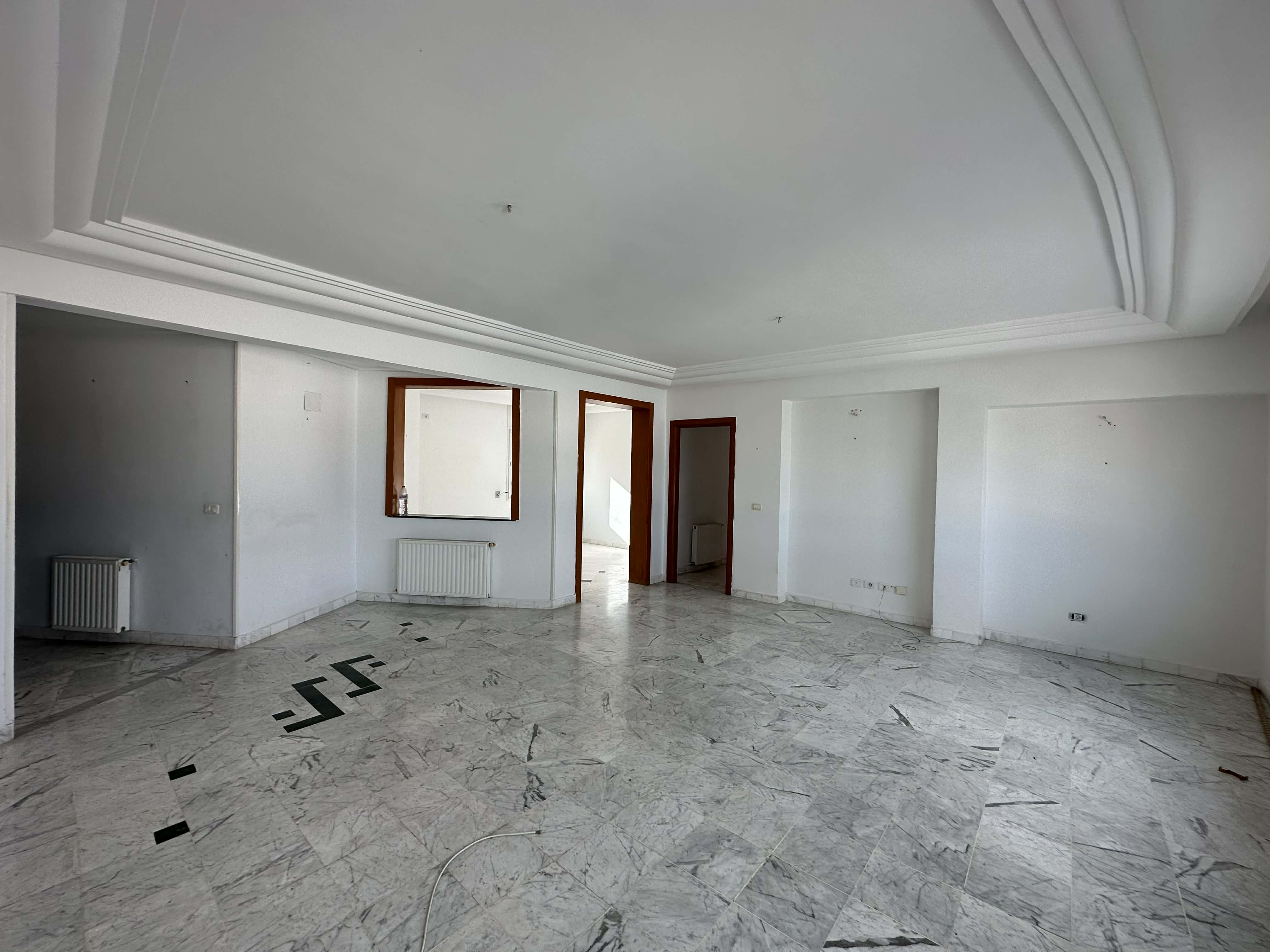 Ariana Ville&nbsp;Cite Ennasr 2&nbsp;Location&nbsp;Appart. 5 pi�ces+&nbsp;Appart s4 spacieux � ennasr 2