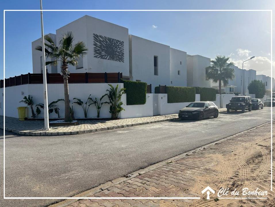 La Soukra&nbsp;Chotrana 2&nbsp;Terrain&nbsp;Terrain nu&nbsp;Terrain viabilis� dans un lotissement � chotrana 2