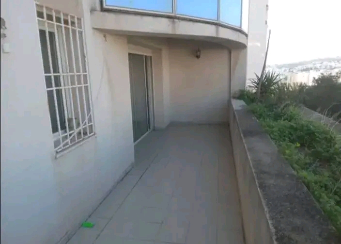 Ariana Ville&nbsp;Cite Ennasr 2&nbsp;Location&nbsp;Appart. 3 pi�ces&nbsp;Un appart s 2 cit� nasr