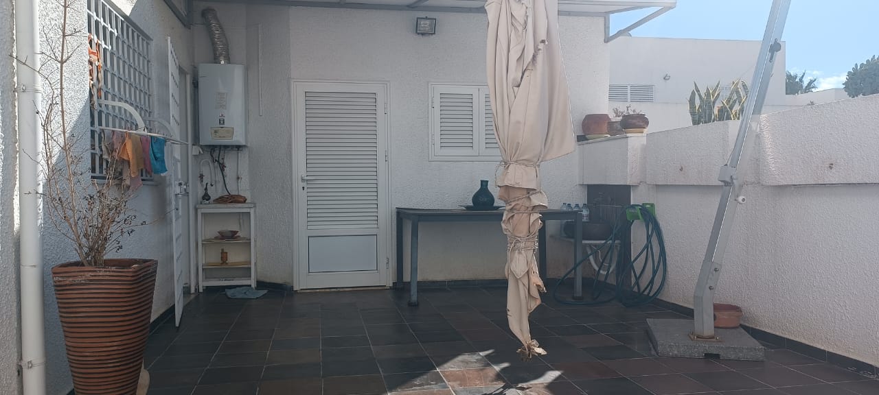 Ariana Ville&nbsp;El Menzah 6&nbsp;Vente&nbsp;Duplex&nbsp;Triplex r�nov� aux uv4 menzah 6