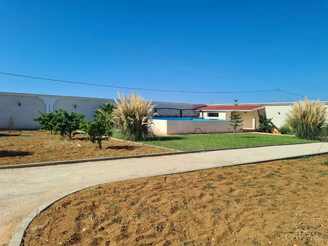 Sidi Thabet&nbsp;Chorfech&nbsp;Vente&nbsp;Autre&nbsp;Belle ferme � chorfech pour projet �cotouristiques