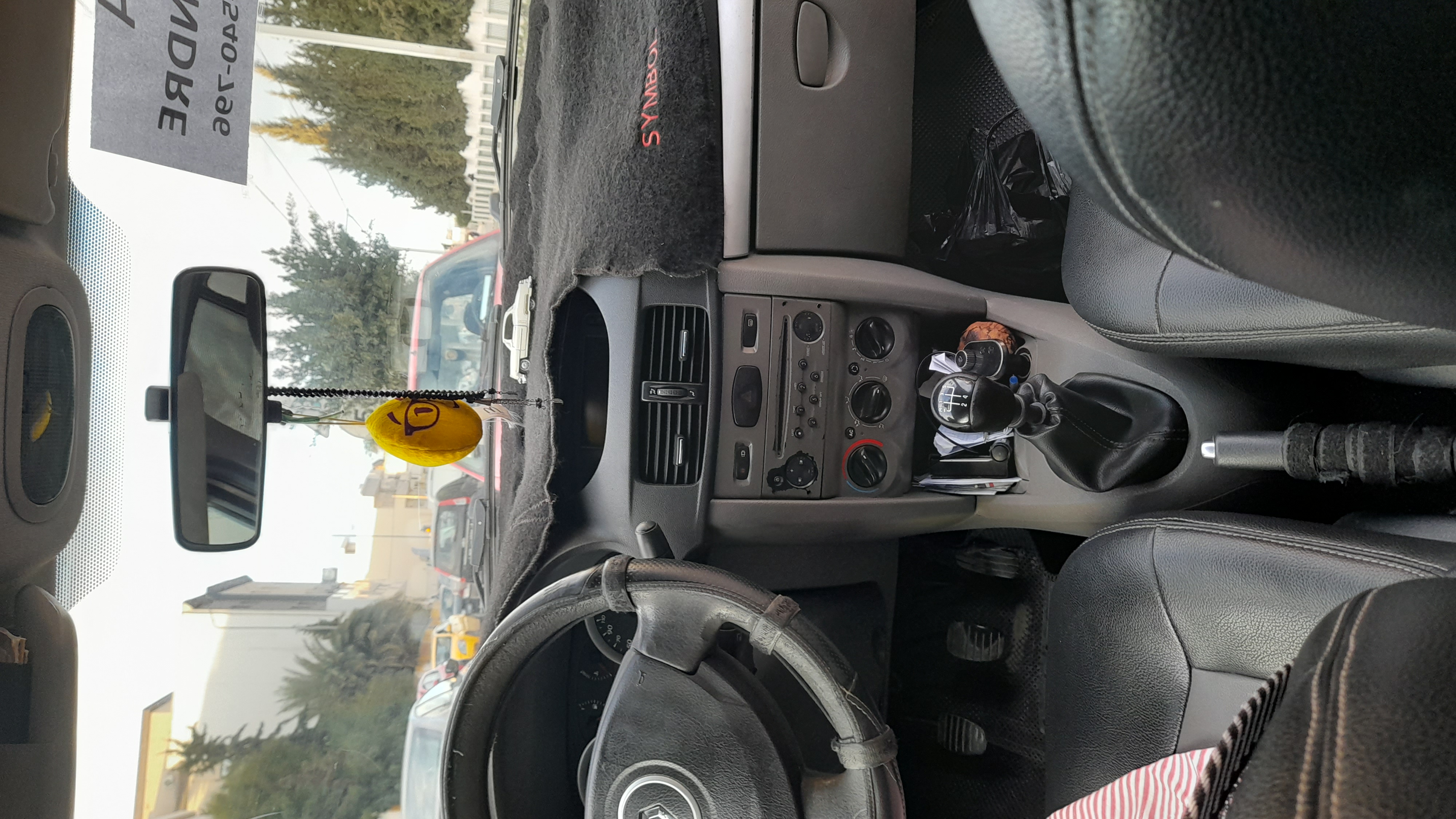 El Mourouj&nbsp;Cite El Wifak&nbsp;Renault&nbsp;Symbol&nbsp;Symbol tr�s propre