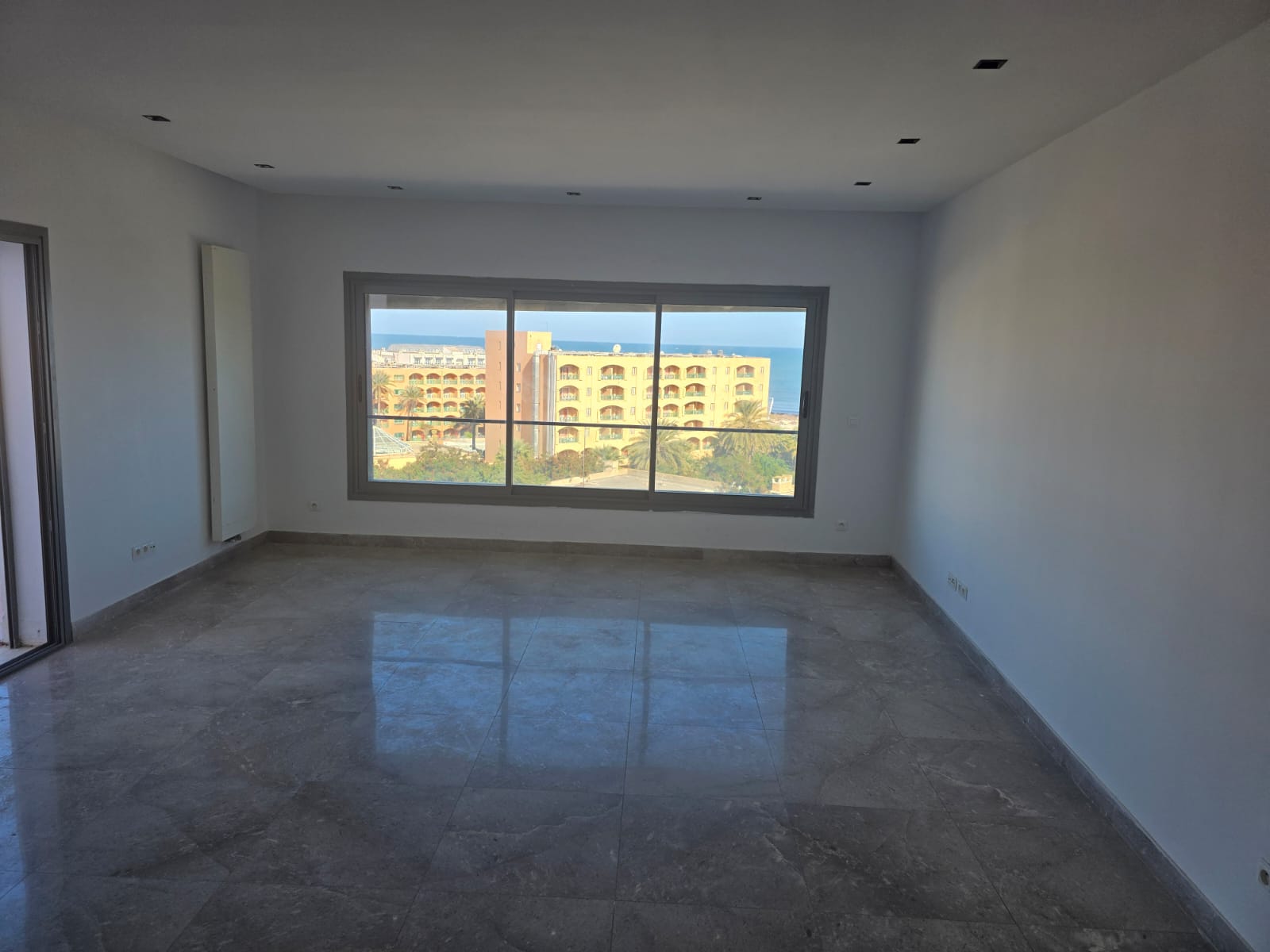 Sousse Ville&nbsp;Sousse&nbsp;Vente&nbsp;Appart. 2 pi�ces&nbsp;Appartement s2 haut standing  a zone touristique