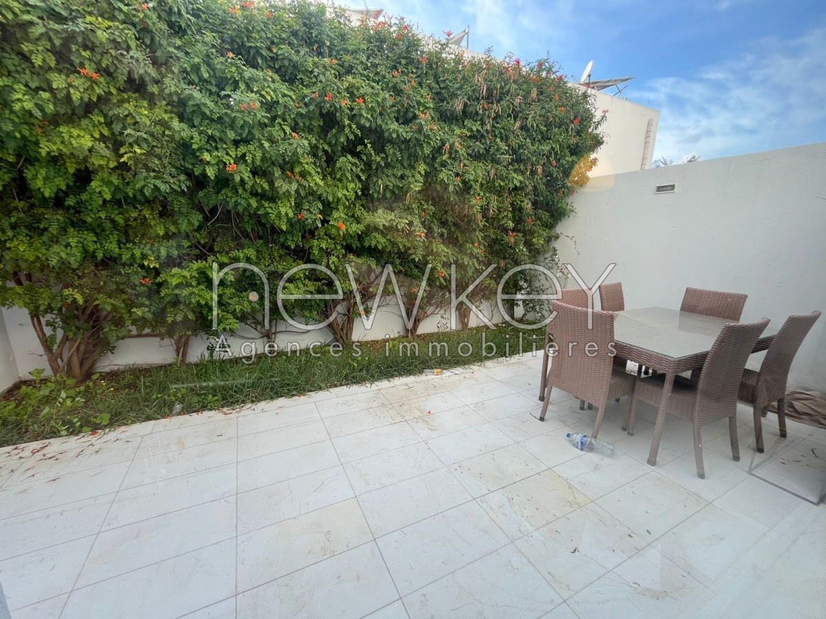 La Marsa&nbsp;Gammart&nbsp;Vente&nbsp;Duplex&nbsp;Triplex avec piscine � gammarth