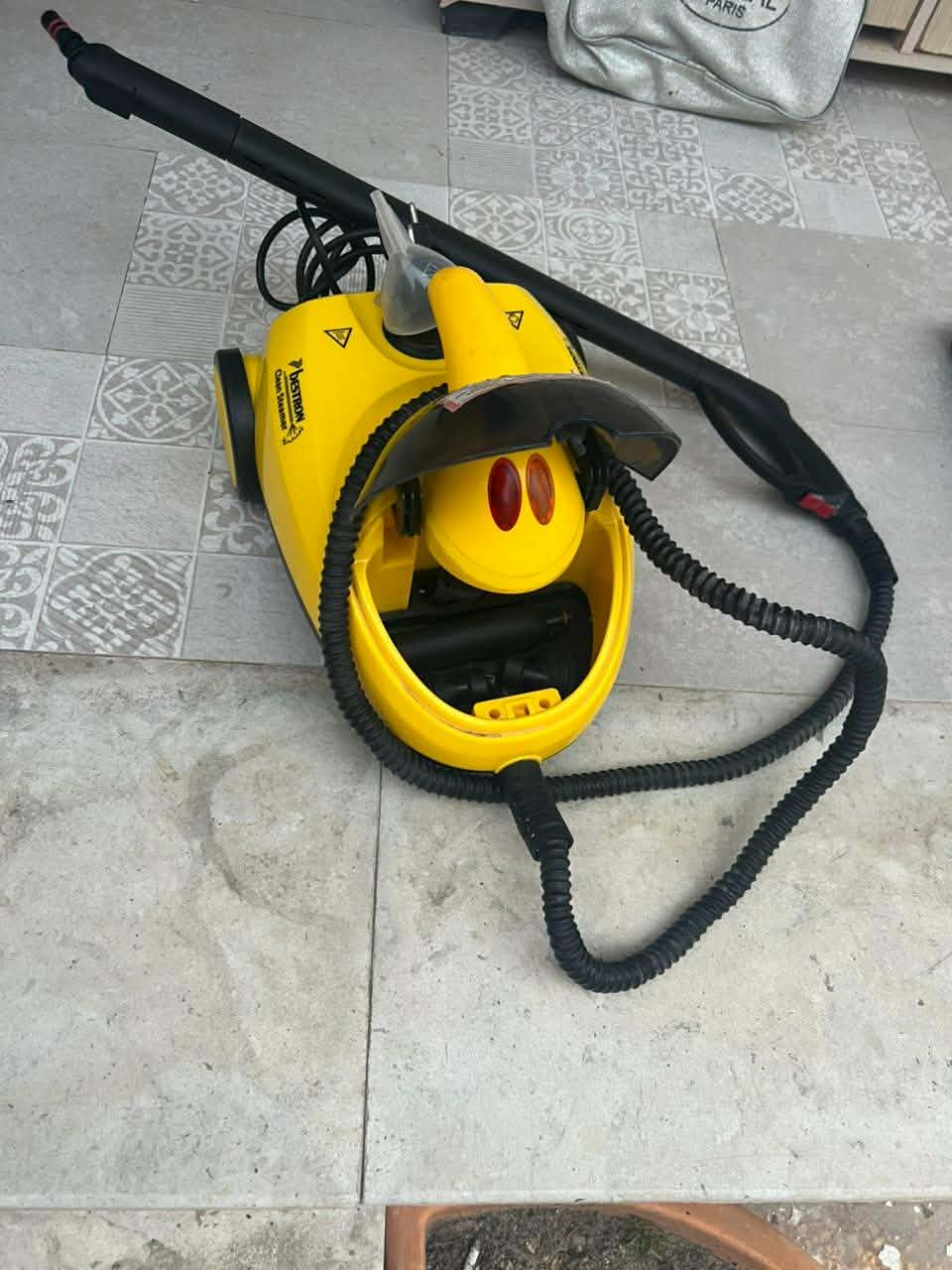 Gafsa Sud&nbsp;Gafsa Cite Ennour&nbsp;Fer vapeur&nbsp;Autre&nbsp;Beston vapeur