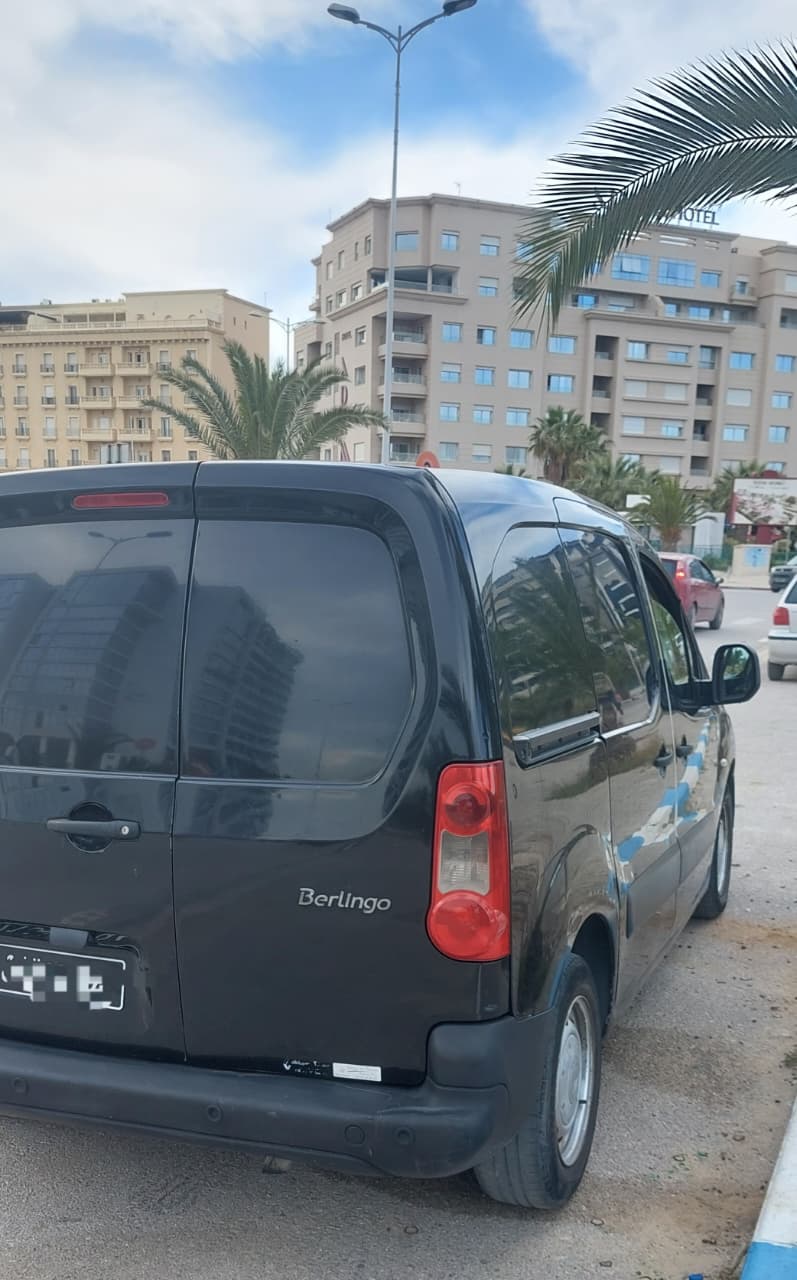 El Hrairia&nbsp;Cite Errachidia&nbsp;Citroen&nbsp;Berlingo&nbsp;B9 en bonne �tat
