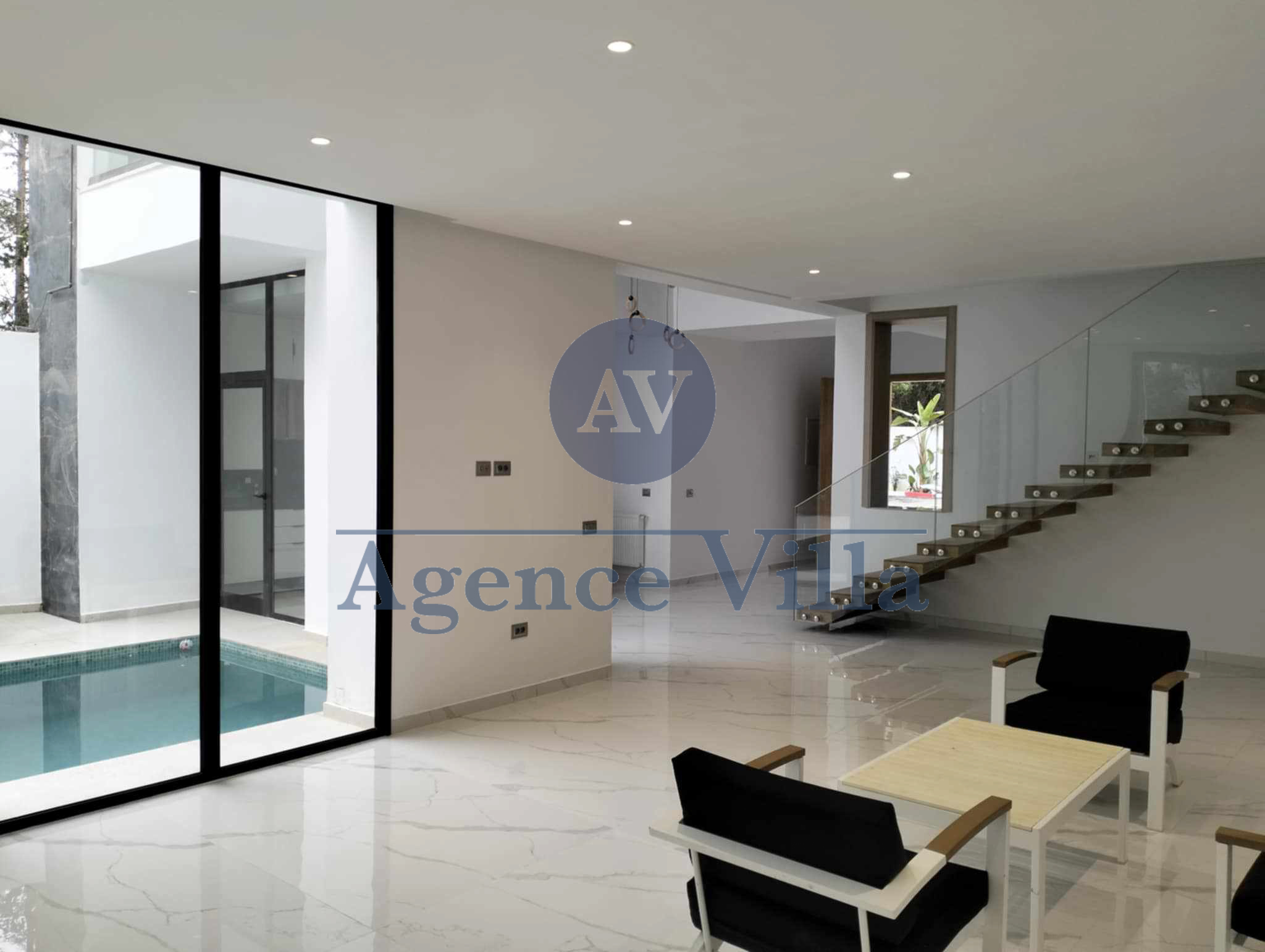 La Soukra&nbsp;La Soukra&nbsp;Vente&nbsp;Appart. 5 pi�ces+&nbsp;Villa s4 a la soukra