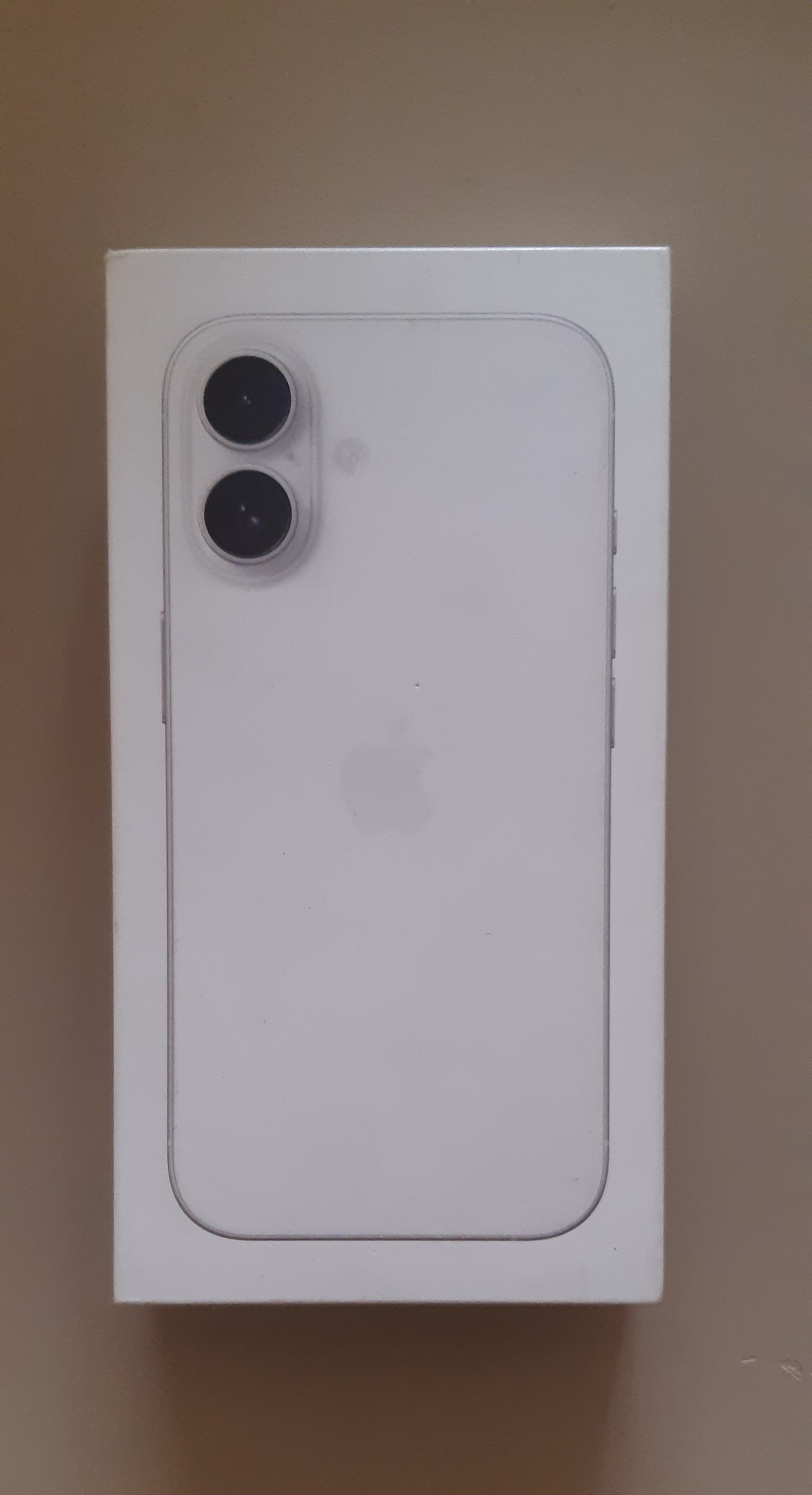 Ariana Ville&nbsp;Cite Ennasr 2&nbsp;Apple / MacBook&nbsp;Autre&nbsp;Iphone 16 blanc