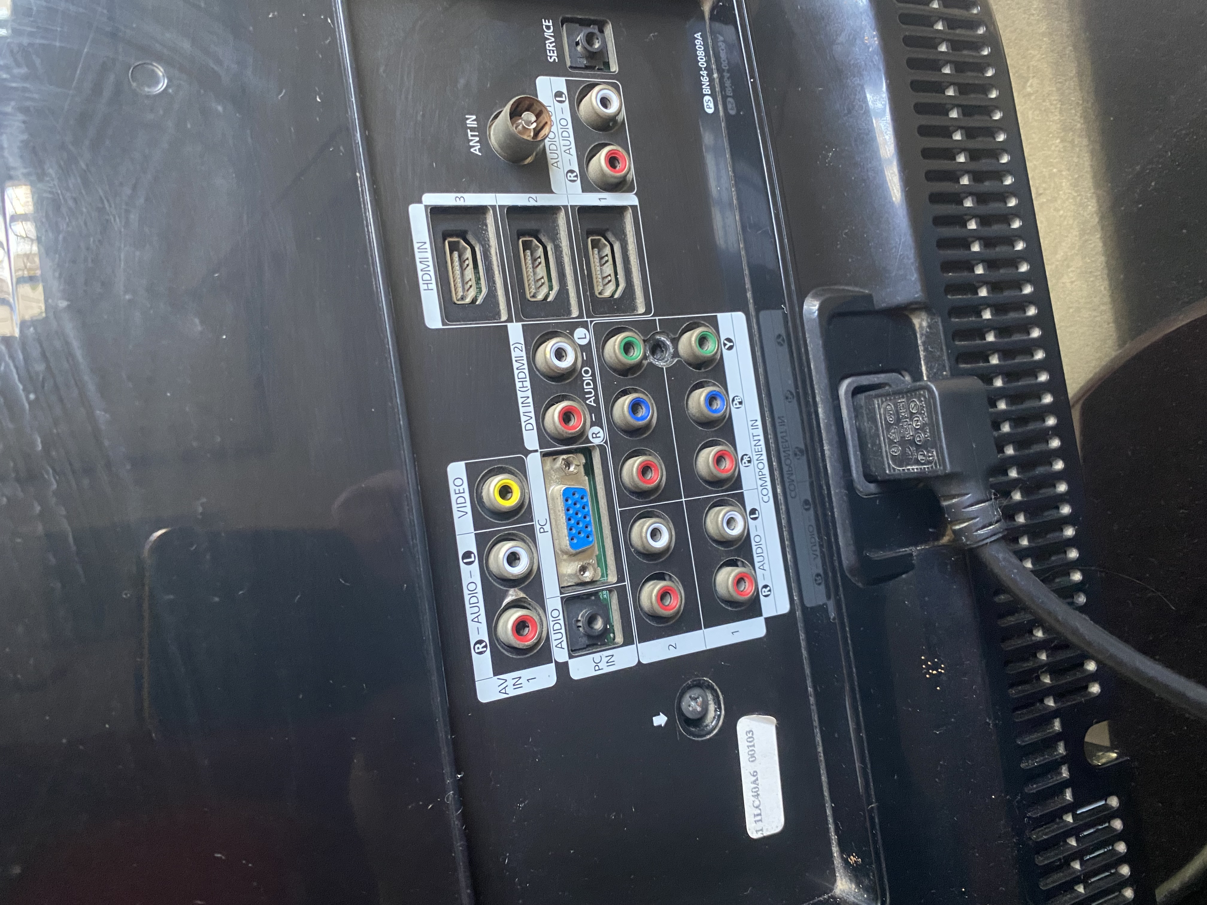 Raoued&nbsp;Ariana Essoughra&nbsp;T�l�viseur&nbsp;T�l�. LCD&nbsp;Tv samsung