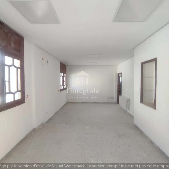 Ariana Ville&nbsp;El Menzah 5&nbsp;Location&nbsp;Maisons&nbsp;Grande villa bureautique � menzah5