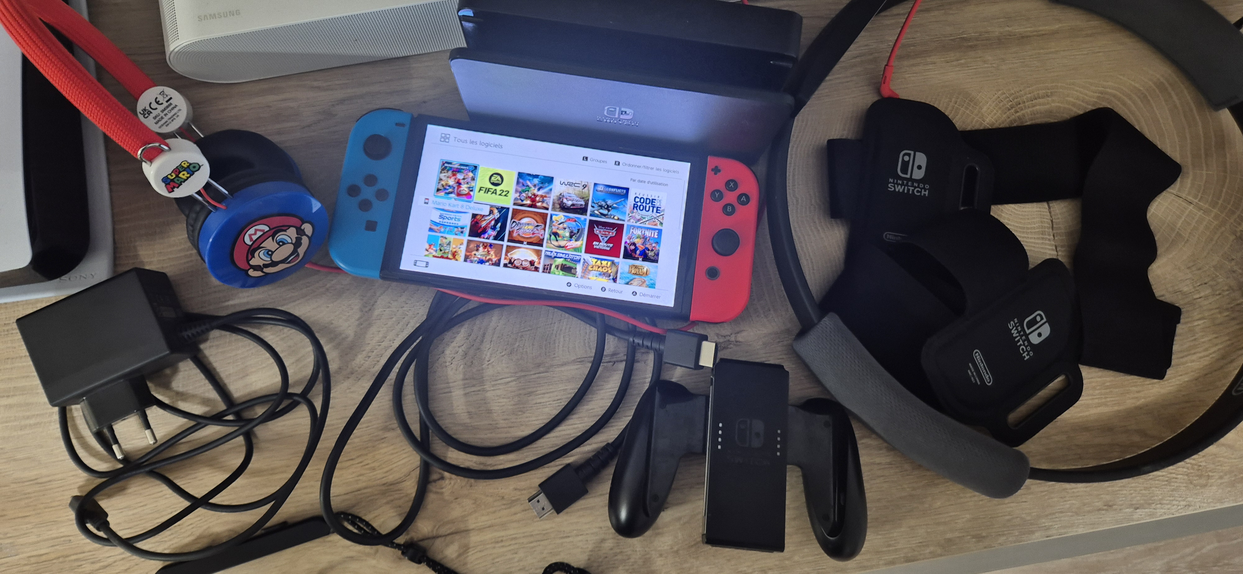 Ezzouhour (Tunis)&nbsp;Cite Ezzouhour&nbsp;Autre&nbsp;Autre&nbsp;Nintendo switch oled