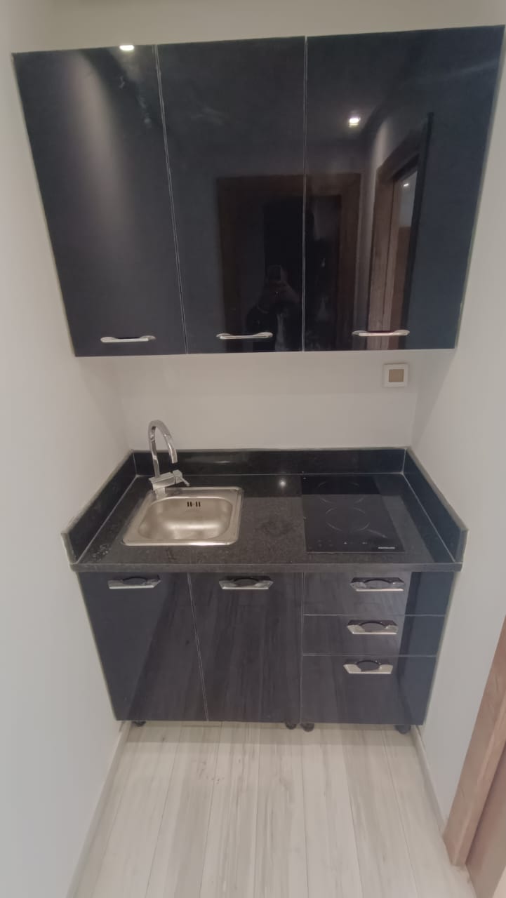 El Menzah&nbsp;Tunis Belvedere&nbsp;Bureaux & Commerces&nbsp;Bureau&nbsp;Bureau  ht standing grand accueil et 03 pieces