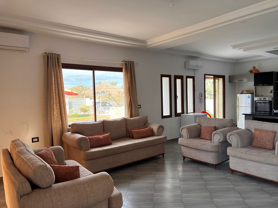 Kelibia&nbsp;Kerkouane&nbsp;Vente&nbsp;Appart. 2 pi�ces&nbsp;Villa avec piscine et abri � k�libia