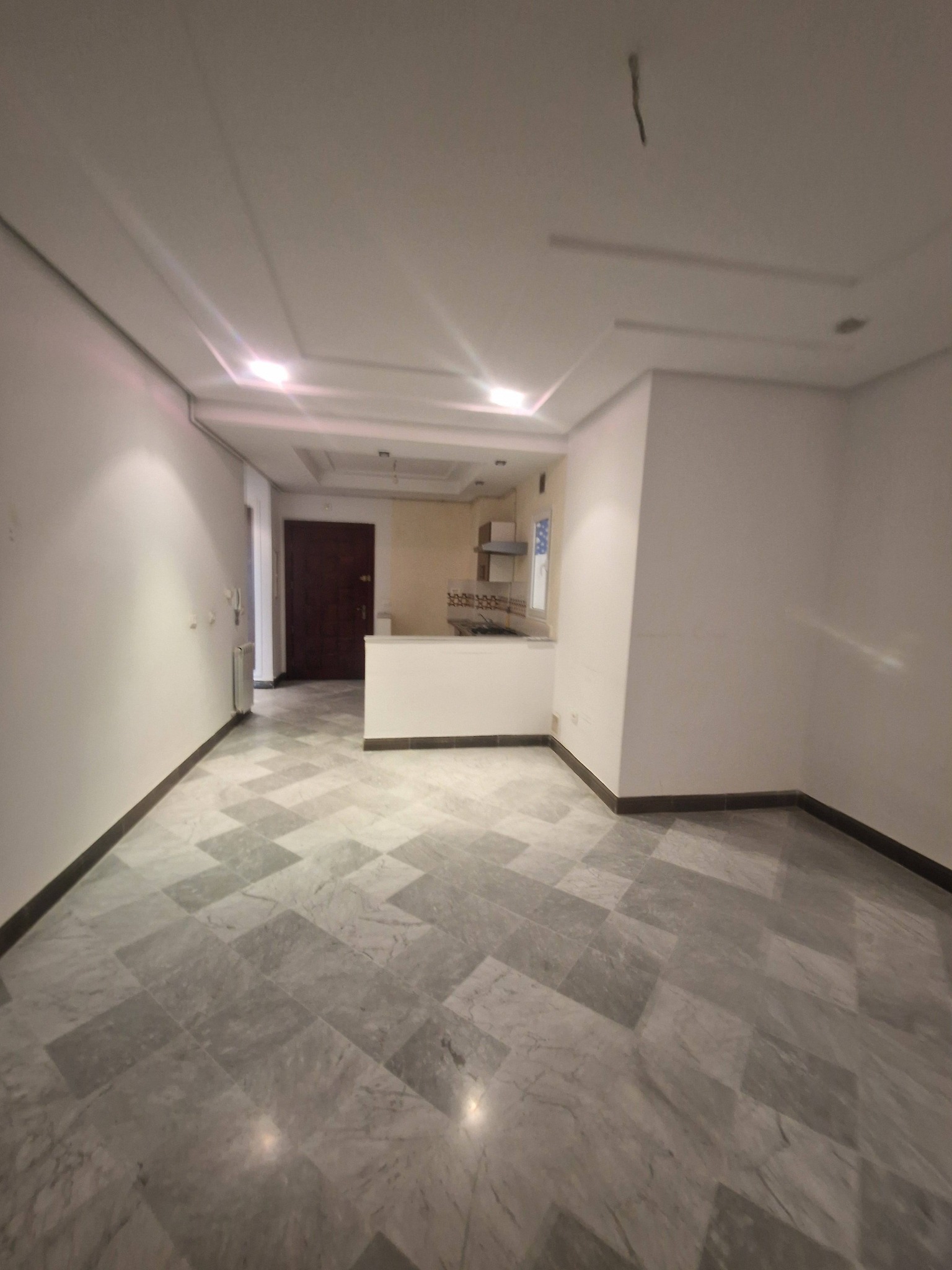 Ariana Ville&nbsp;Cite Ennasr 2&nbsp;Location&nbsp;Appart. 2 pi�ces&nbsp;S1 � el manzeh 9c