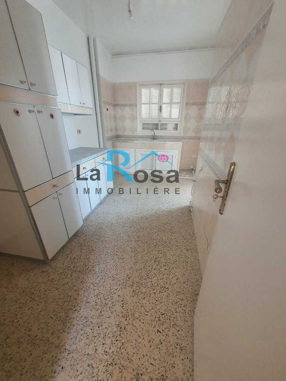 El Menzah&nbsp;El Manar 2&nbsp;Vente&nbsp;Appart. 4 pi�ces&nbsp;Un vaste appartement s3 � manar2