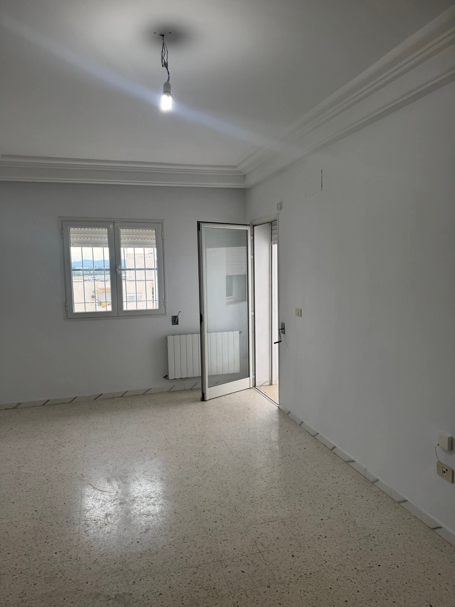 El Mourouj&nbsp;El Mourouj&nbsp;Vente&nbsp;Appart. 4 pi�ces&nbsp;Appartement mourouj 6 sur la route principale