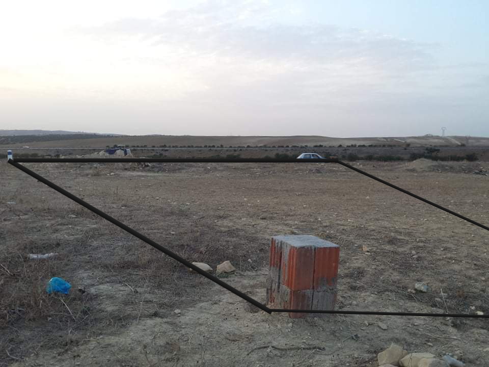 Sidi Hassine&nbsp;Borj Chakir&nbsp;Terrain&nbsp;Terrain agricole&nbsp;Terrain sur axe autoroutier a3