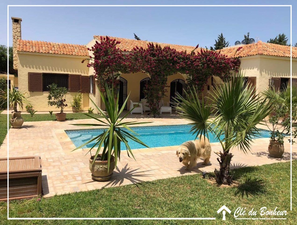 La Soukra&nbsp;Chotrana 2&nbsp;Vente&nbsp;Maisons&nbsp;Une belle villa avec piscine � chotrana 2