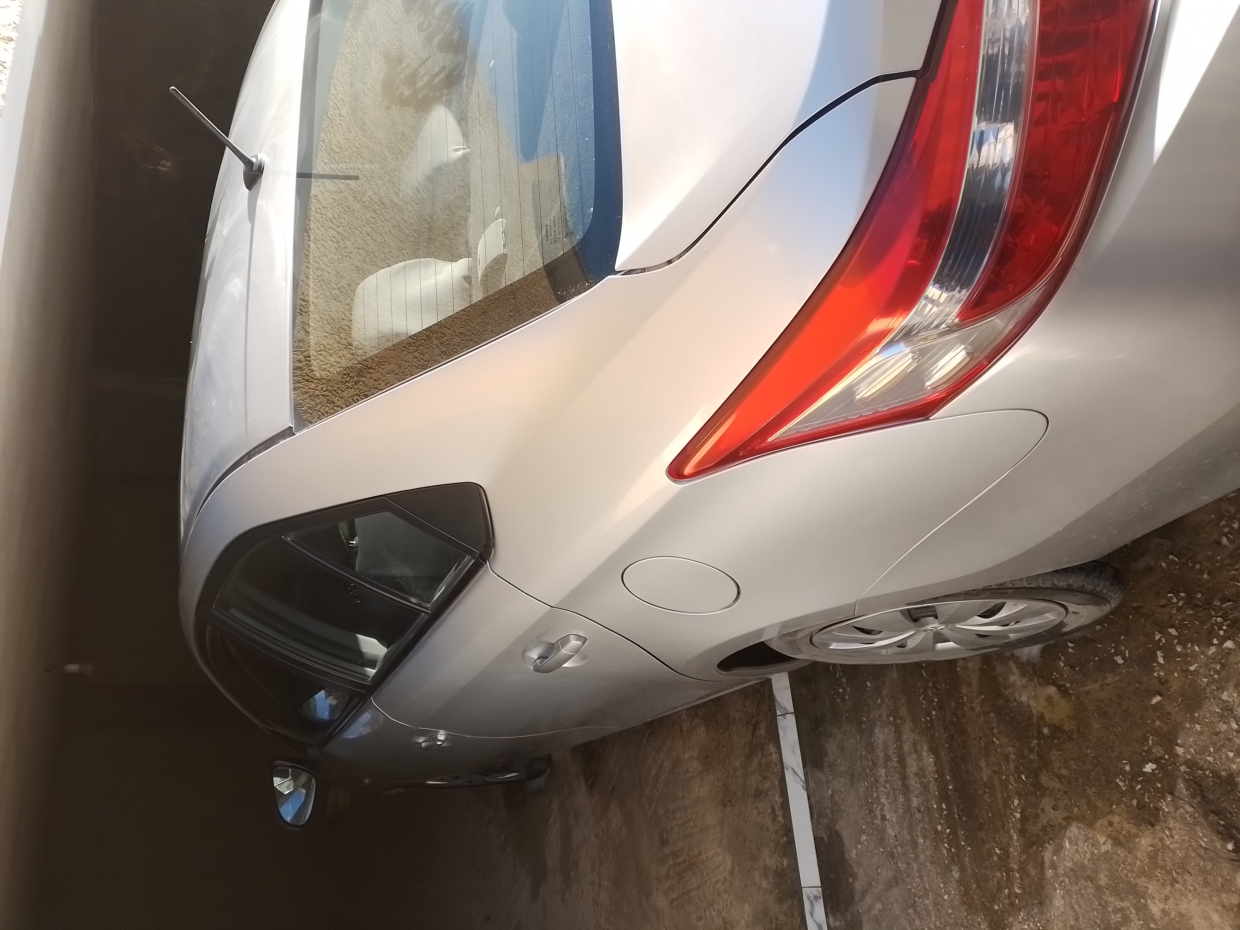 Tabarka&nbsp;Tabarka&nbsp;Toyota&nbsp;Yaris&nbsp;Toyota yaris premi�re main