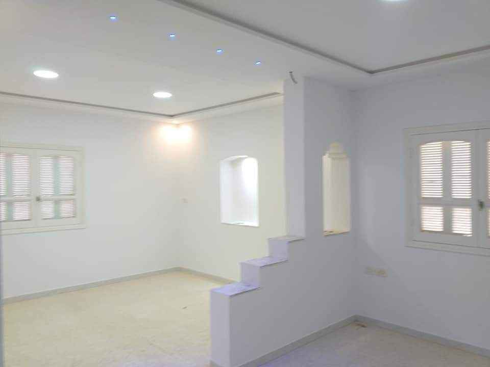 Sfax Ville&nbsp;Sfax&nbsp;Vente&nbsp;Appart. 5 pi�ces+&nbsp;Etage villa rte sidi mansour km 4
