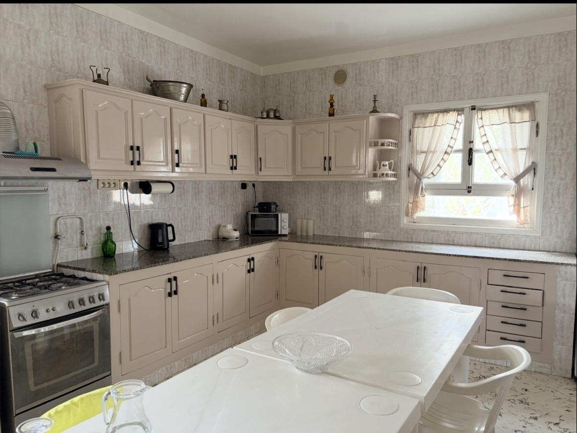 Akouda&nbsp;Chatt Meriem&nbsp;Location&nbsp;Autre&nbsp;Belle villa meubl�e avec jardinet et vue mer