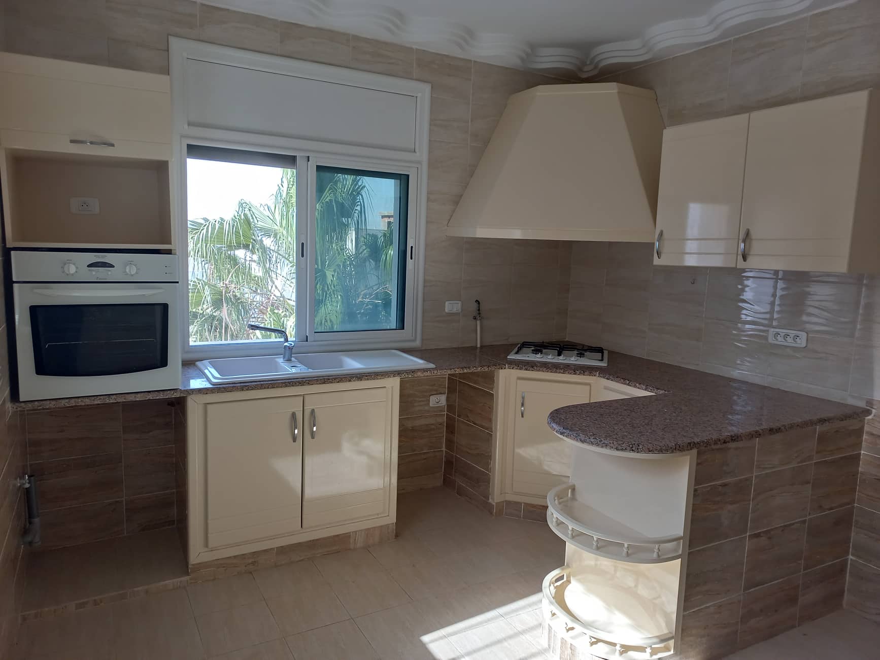 Ain Zaghouan&nbsp;Ain Zaghouan&nbsp;Location&nbsp;Appart. 3 pi�ces&nbsp;Spacieux s3 pr�s monoprix ain zaghouan nord